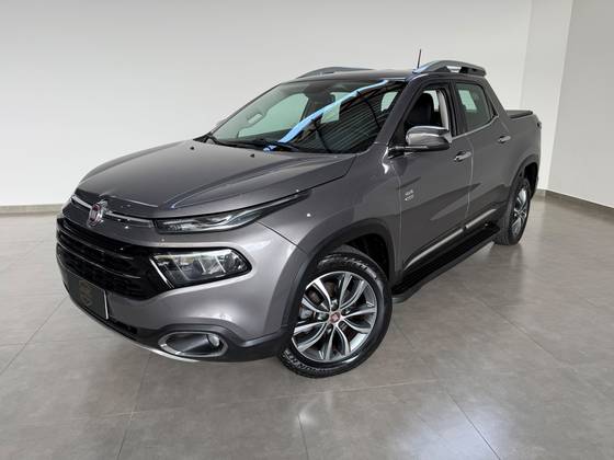 FIAT TORO 2.0 16V TURBO DIESEL VOLCANO 4WD AT9 FIAT TORO 2.0 16V TURBO DIESEL VOLCANO 4WD AT9